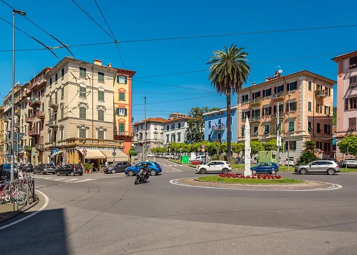 Alby Express بيت ضيافة لا سبيتسْيا